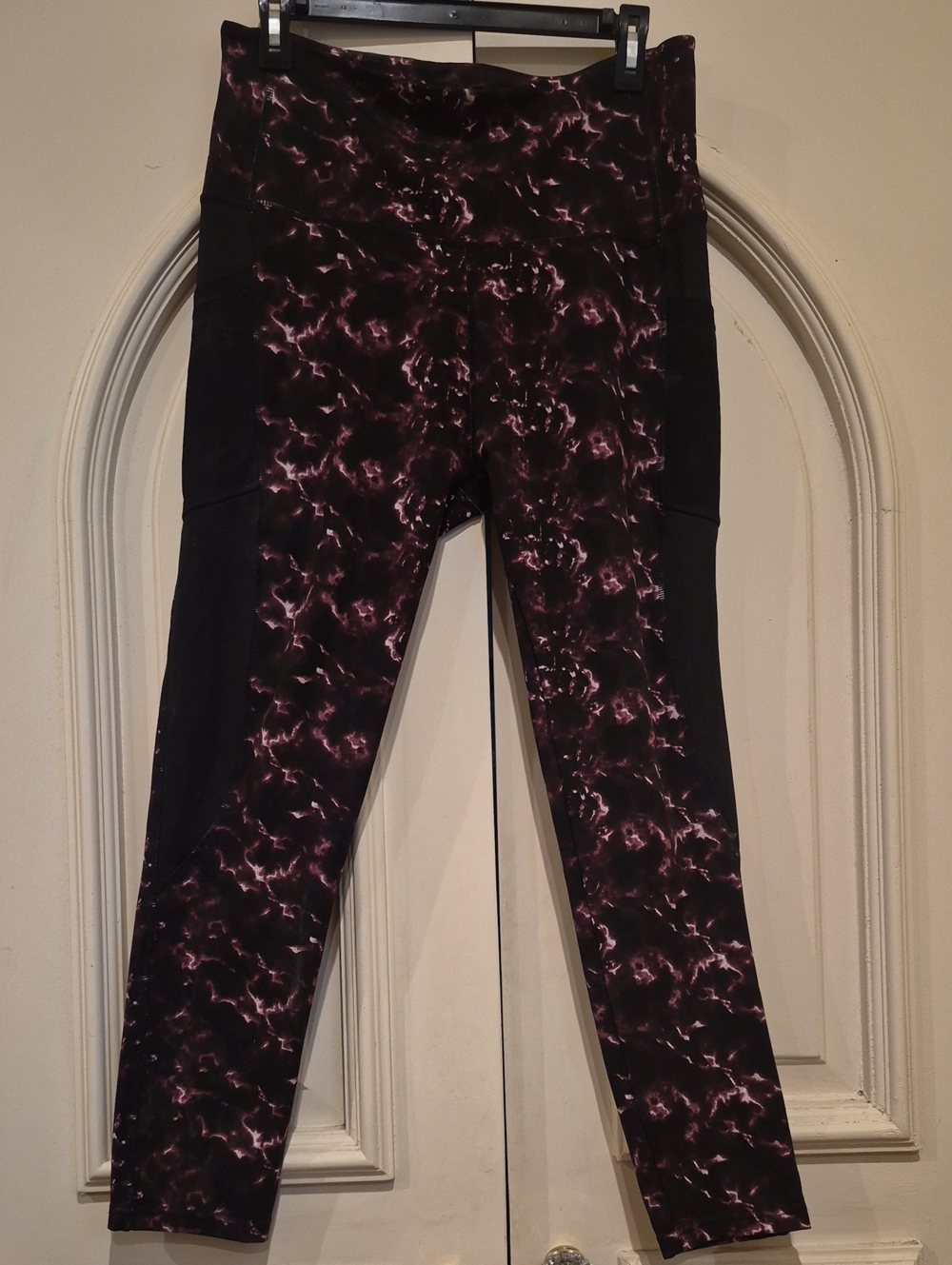 TKO Womans' Black and Purple Marble Leggings